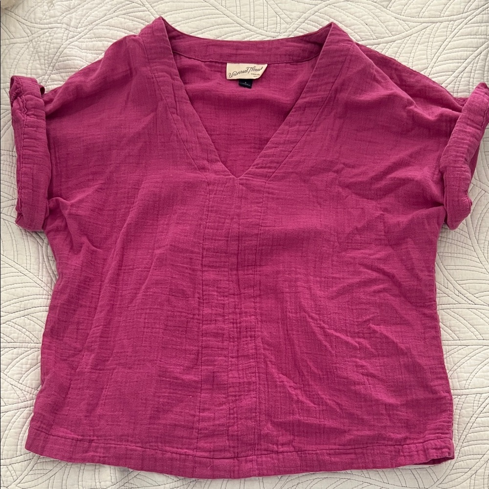 Universal Thread Magenta V-Neck Blouse